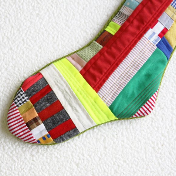 PAIR OF QUILTED HOLIDAY STOCKING - OOAK! (F.1&F.2) - Picture 6 of 10